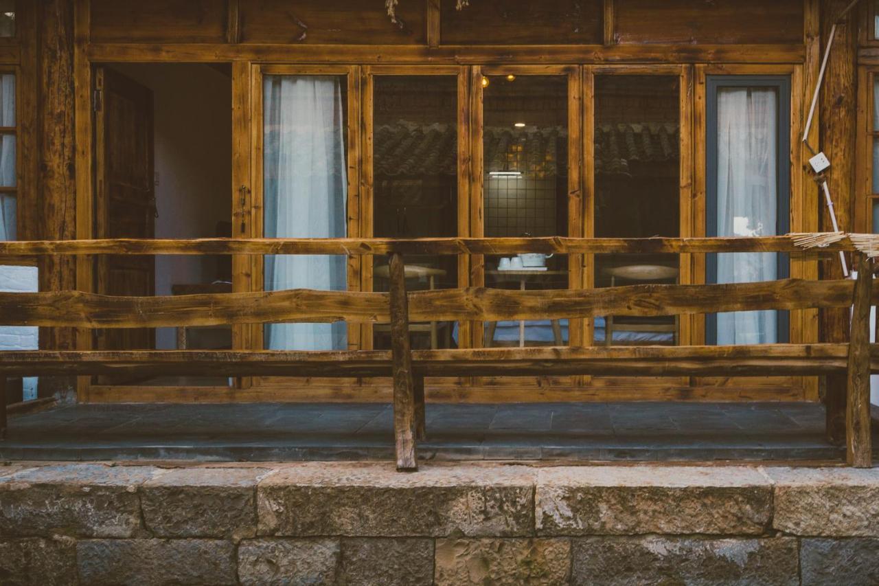 Yan Qi Si He Homestay كونمينغ المظهر الخارجي الصورة
